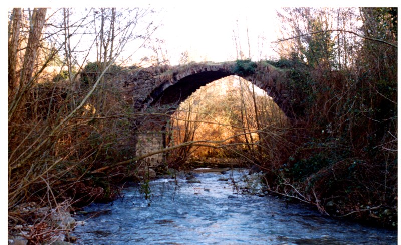 Il ponte medioevale sul Sorcella
