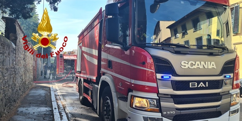 Incendio a Firenze nel Quartiere 2