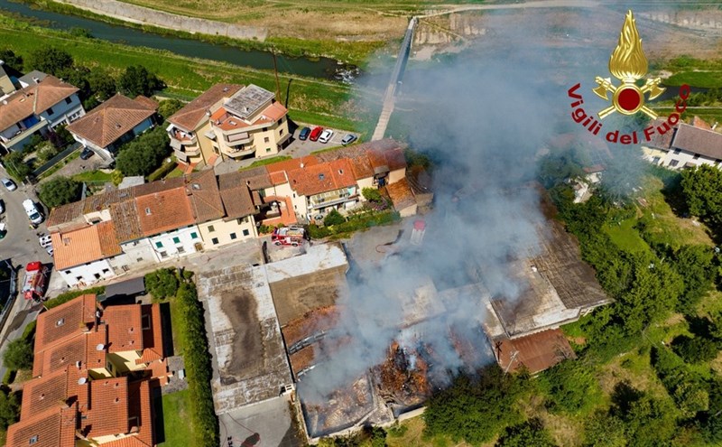 Il vasto incendio