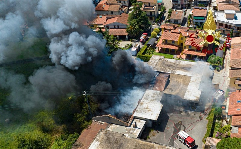 Il vasto incendio