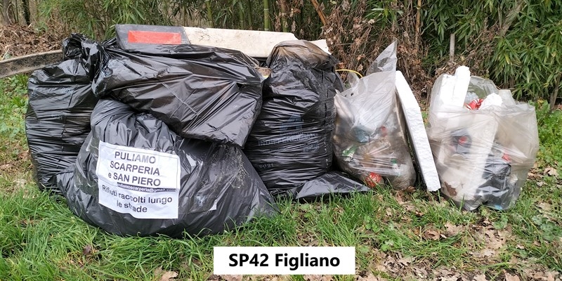 Sacchi raccolti a Figliano