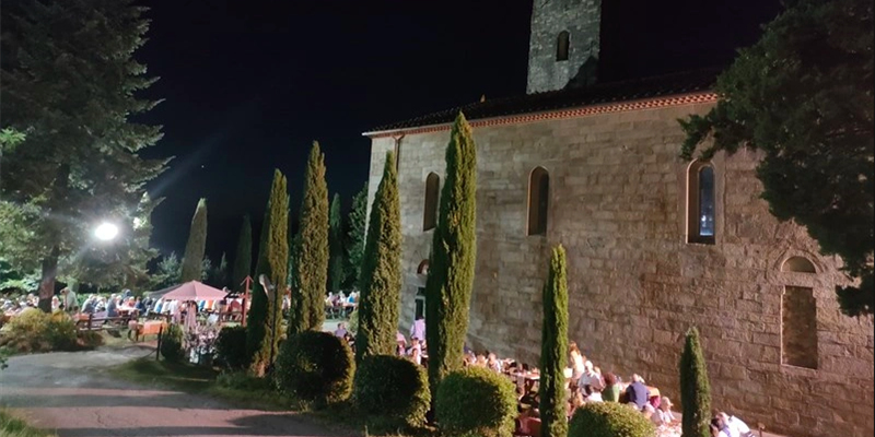 Una cena sotto le stelle 