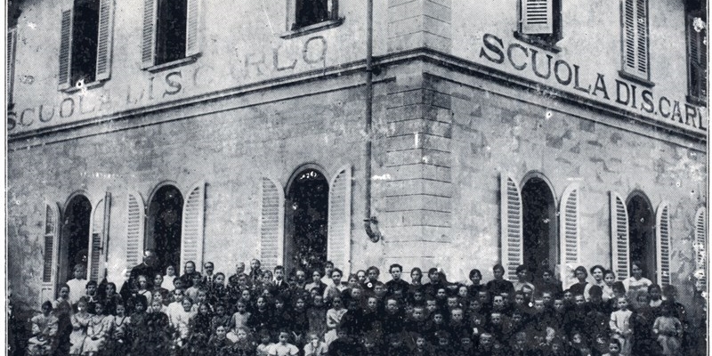 La mitica scuola a San Carlo nella vecchia residenza della famiglia Ronconi adibita nel tempo a Villa di Santa Chiara.