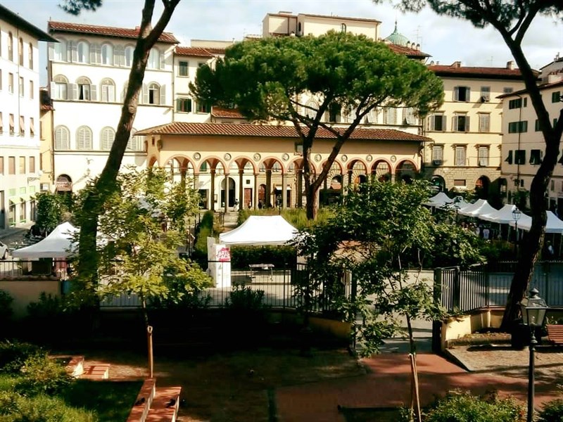 Torna il mercatino di piazza dei Ciompi