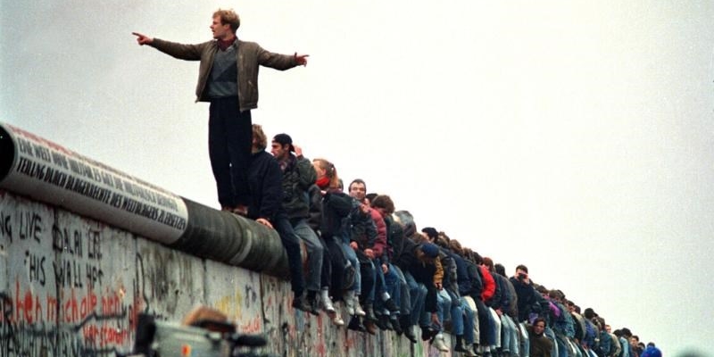 1989 - Crolla il muro di Berlino