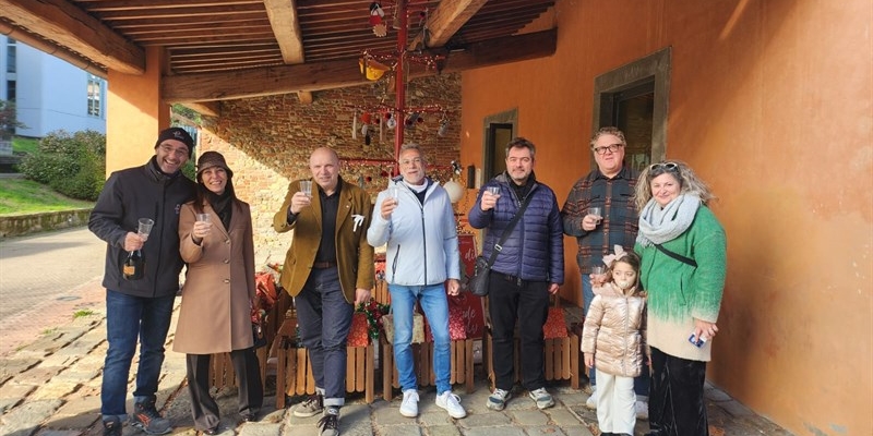 L’albero di Natale del Made in Italy illumina Scandicci con la creatività delle imprese artigiane