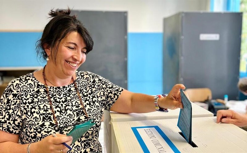 Francesca Marrazza, Ribella Firenze