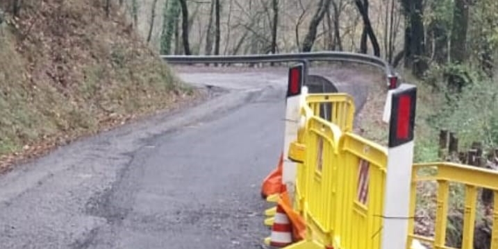 Una foto della strada