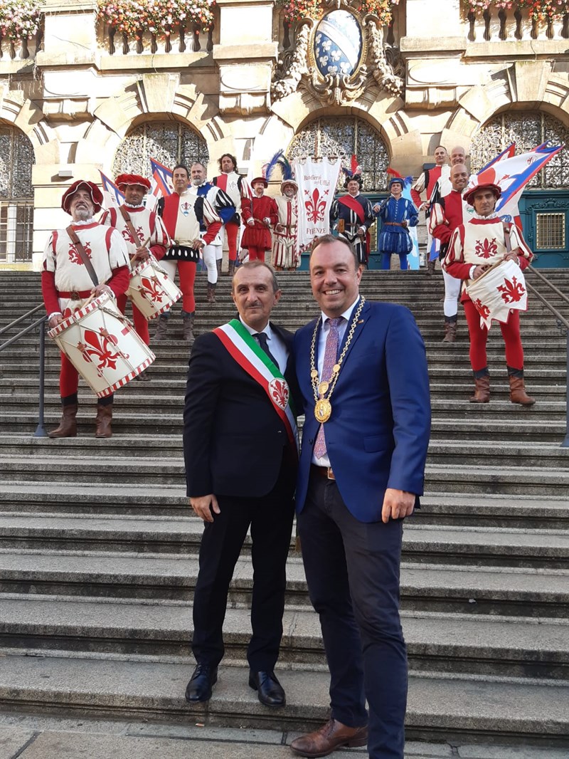 Il presidente del Consiglio Comunale di Firenze e il Borgomastro di Kassel