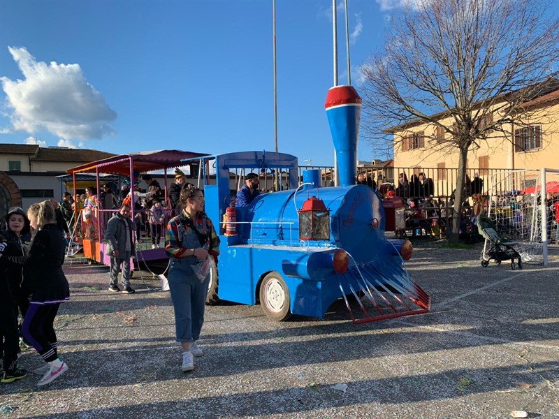La silata dei carri al centro giovanile