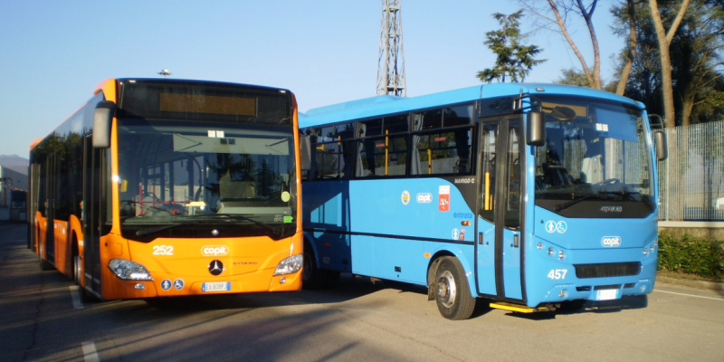 Immagine di repertorio - buss, mezzi pubblici