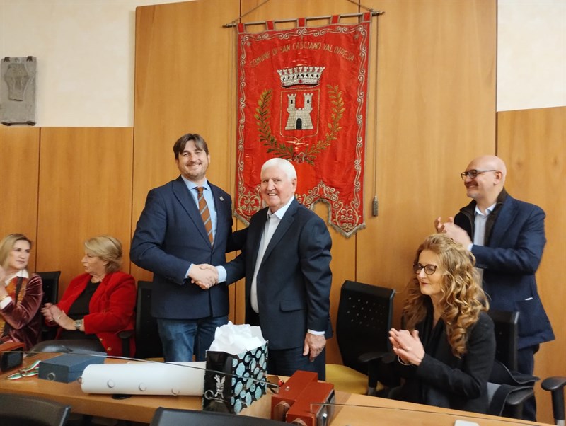 Gli ospiti e il sindaco Ciappi