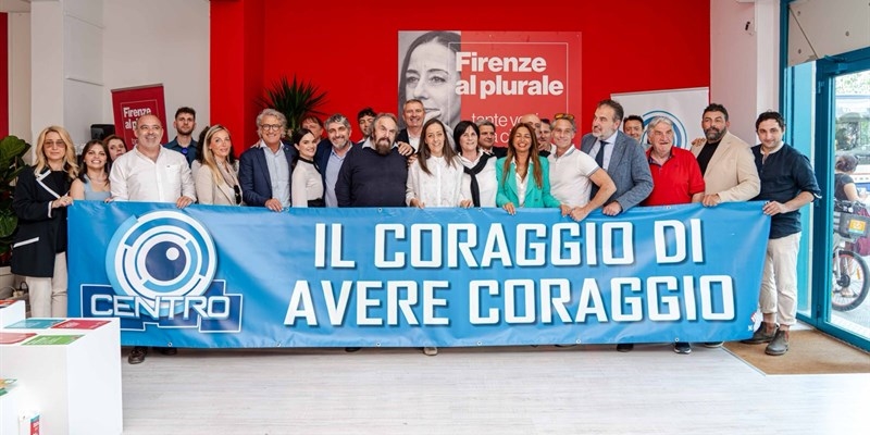 I candidati del Movimento Centro con Sara Funaro