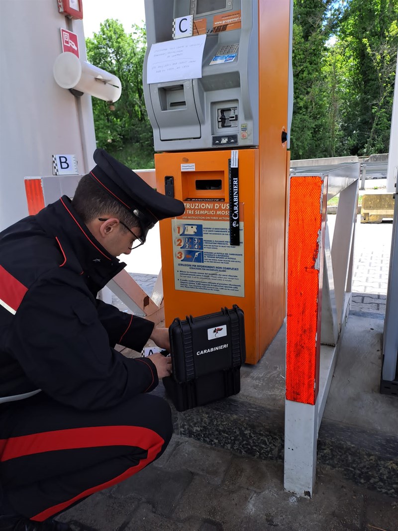 Le foto del tentato scasso