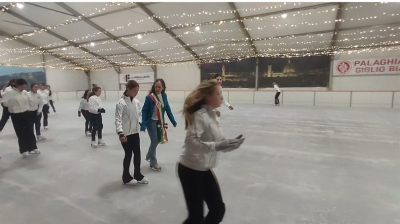Riapre il palaghiaccio