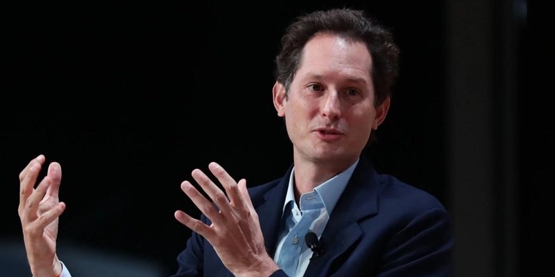 Elkann, dopo le dichiarazioni sulla Ferrari anche Villeneuve gli risponde