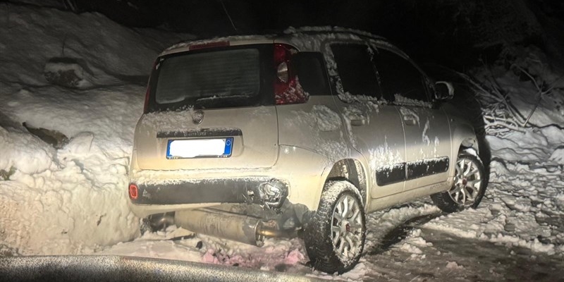 San Godenzo, bloccata nella bufera di neve: salvata dai Carabinieri dopo ore di paura