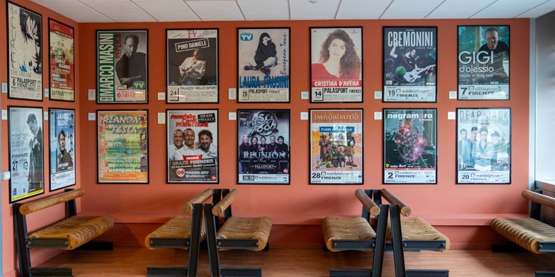 40 anni di musica e spettacolo al Nelson Mandela forum attraverso 200 manifesti