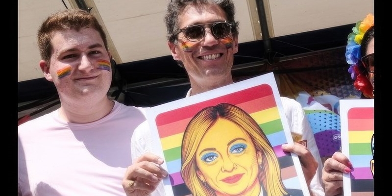 Il segretario di Più Europa e l'offesa alla Premier