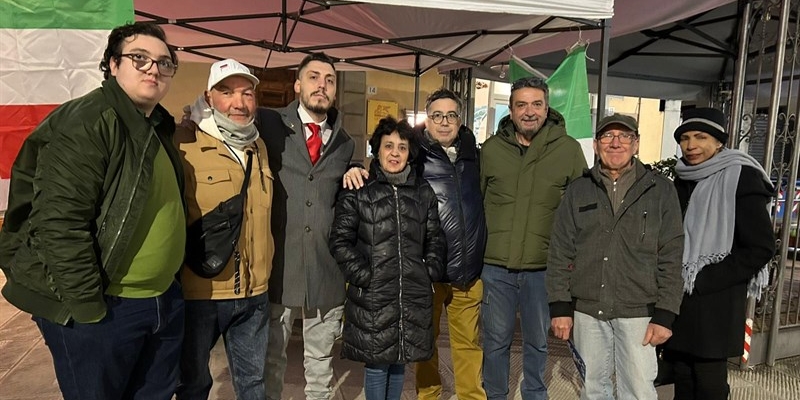 Un presidio della Lega per solidarietà e sostegno alla forze dell'ordine