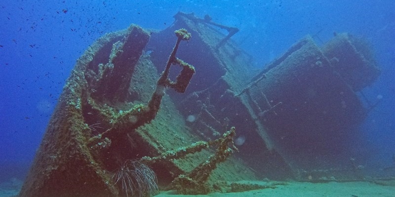 Una nave affondata