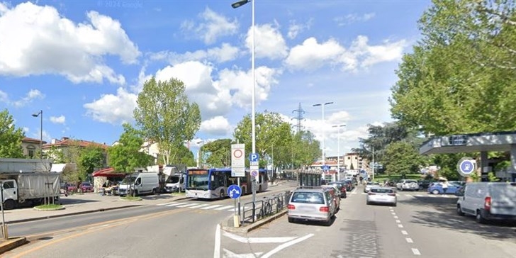 Firenze. Piazza Puccini e quella corsia preferenziale "fuorviante"