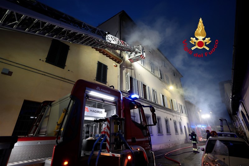 Vigili del Fuoco all'opera in via Baccio Bandinelli