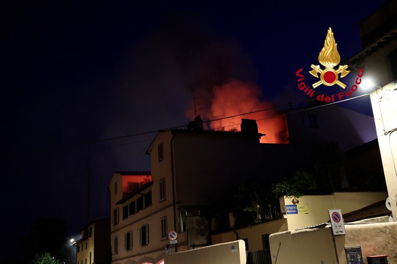 Vigili del Fuoco all'opera in via Baccio Bandinelli