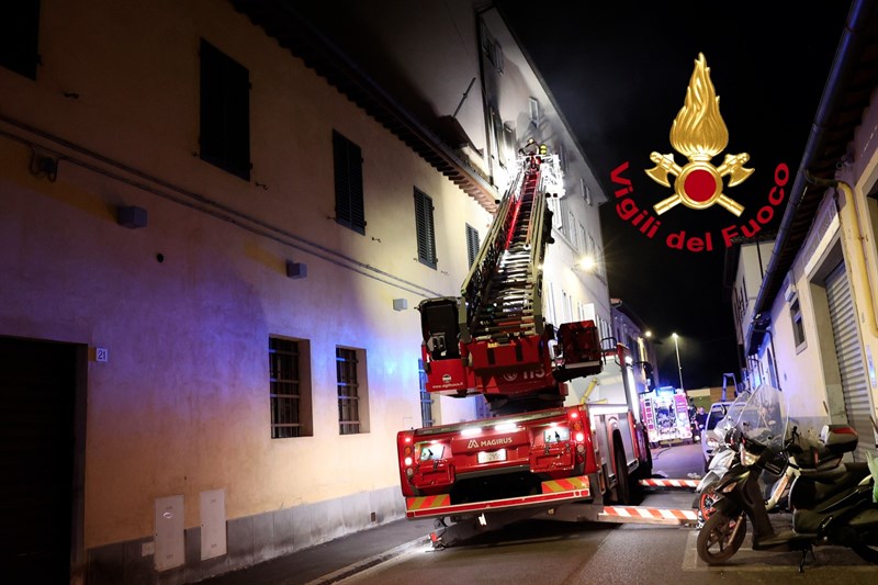 Vigili del Fuoco all'opera in via Baccio Bandinelli