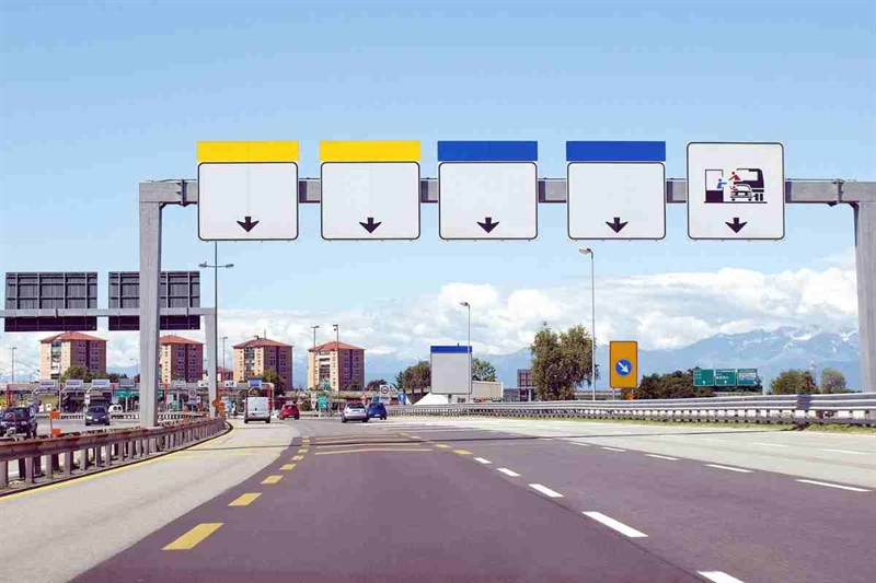 viaggiare gratis autostrada: come risparmiare in modo legale
