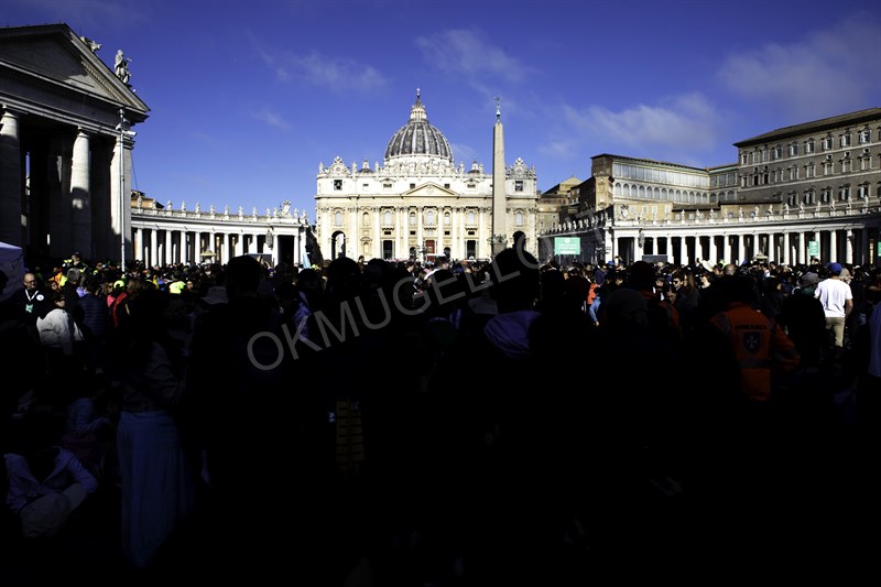 il dietro le quinte del funerale di Papa Frnacesco