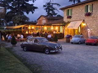 Un momento del raduno Autotomoto Club mugello