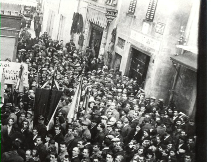 L’antica tabaccheria Nencetti-Coppini in piazza Cavour 