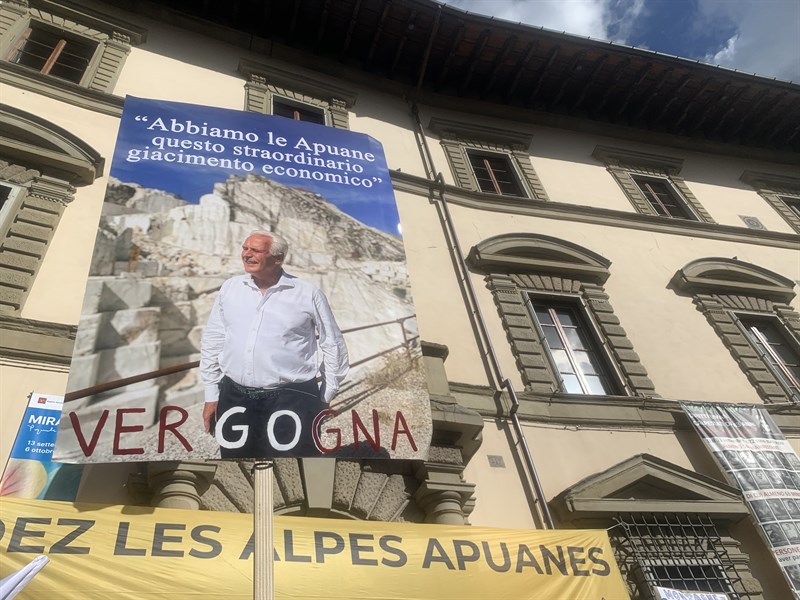 Sit-in regione toscana