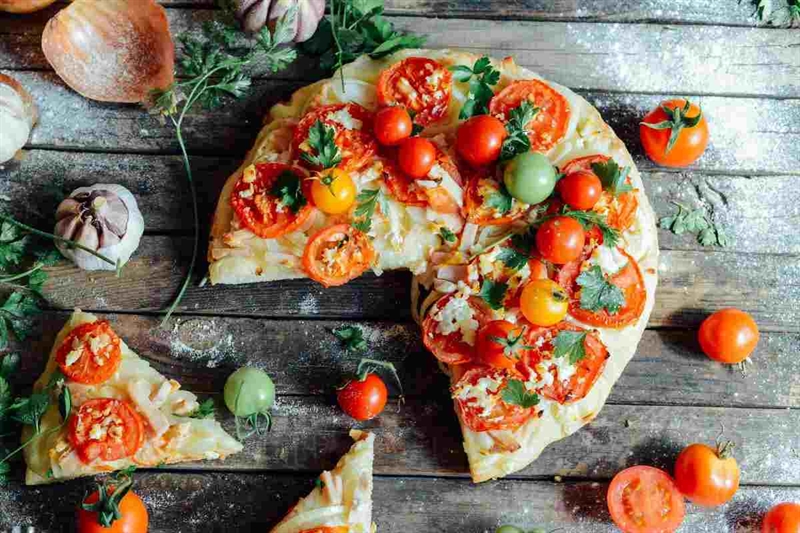 Pizza fit senza farina da 140 calorie la ricetta facile facile