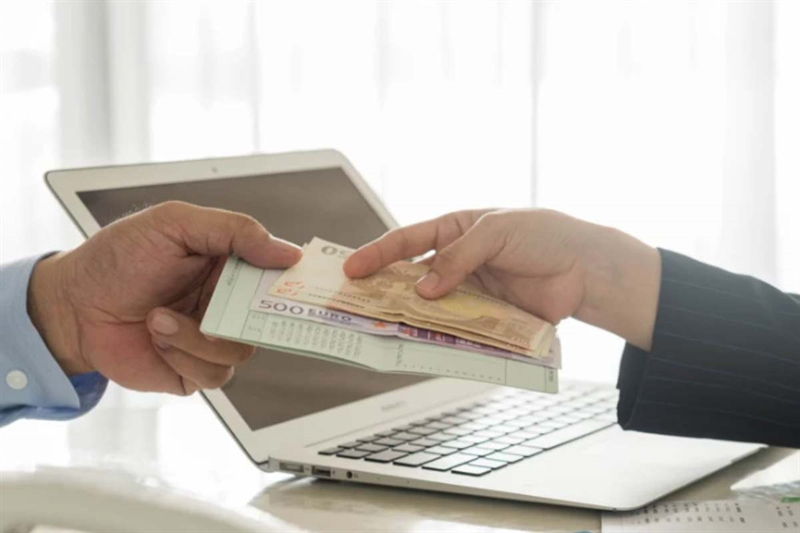 Cosa prevede la norma sul divieto di uso del cellulare alla guida - okmugello.it