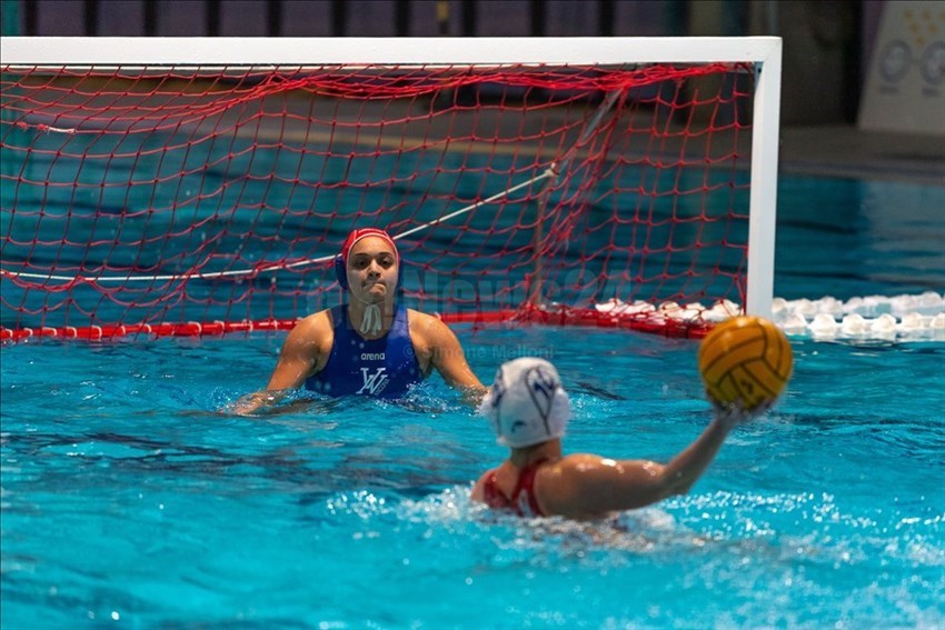 Il portiere della Vela Nuoto Ancona Aurora Andreoni (1).