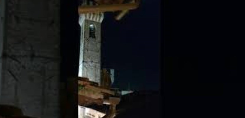 Ufo o lanterne? Punti luminosi volteggiano nel cielo di Scarperia