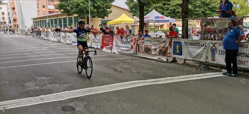 Il vincitore della massima categoria giovanile Niccolò Nieri della AC Fosco Bessi di Calenzano. (Foto Fabrizio Mascia)