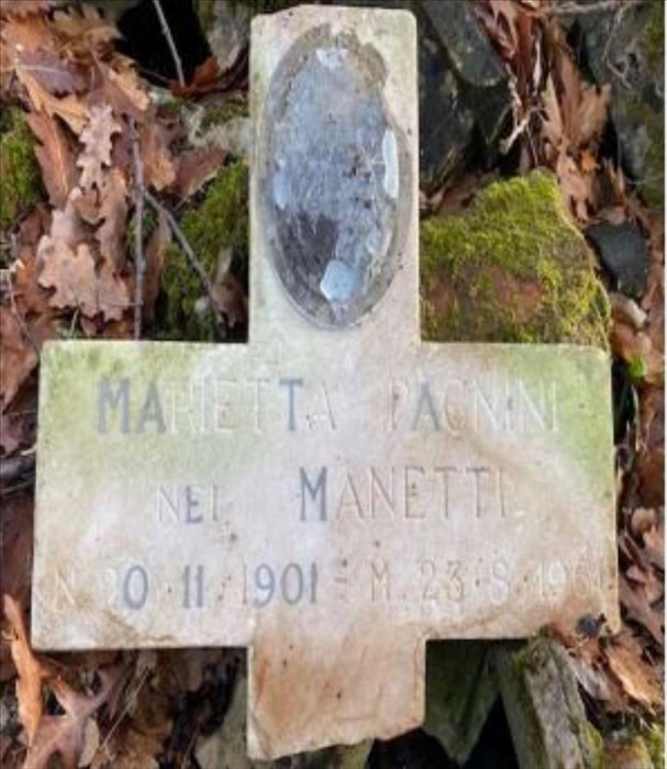 la macabra scoperta nel bosco accanto al cimitero di Trespiano