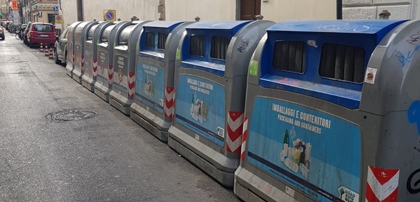 l'invasione dei cassonetti