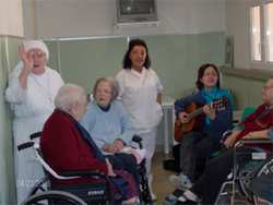 Firenzuola. Suor Luigia, la suora che tifa Juve. E la Casa di riposo compie gli anni