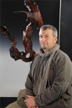 Nuovi locali e nuova esposizione per il Centro Arte di Ratoci: espone Luca Mommarelli