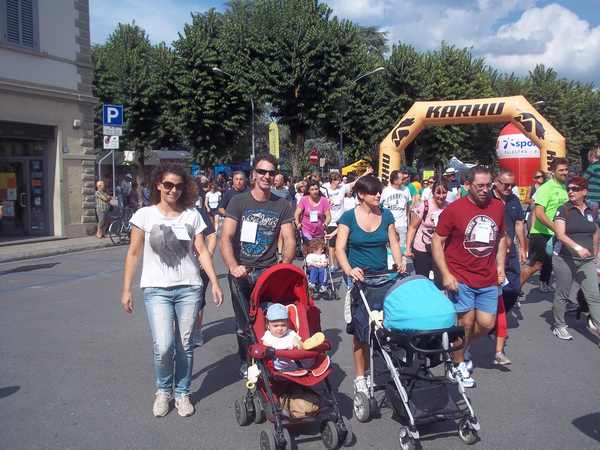 La Maratona del Mugello dominata dagli atleti marocchini. Foto...