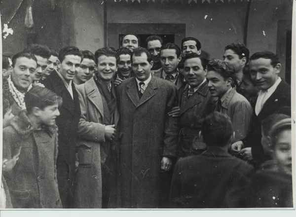 Il Mugello e il grande ciclismo. Gino Bartali a Borgo, le foto...