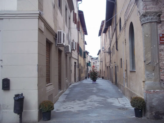 Borgo. Sabato mostra e rinfresco in Via San Martino, la più antica del centro...