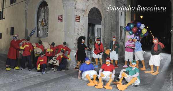 Sorriso di Bruna. Presentato il calendario (esilarante) 2014. Le foto più belle...