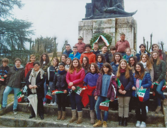 Alpini in festa per il gemellaggio tra Borgo e Viu’. Foto e cronaca