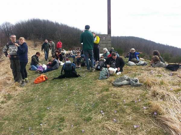 Monte Gazzaro. Foto e cronaca dell'escursione 'anti-eolico'