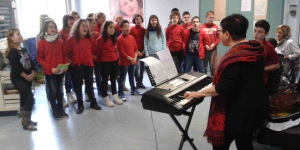 I canti natalizi all’ospedale di Borgo